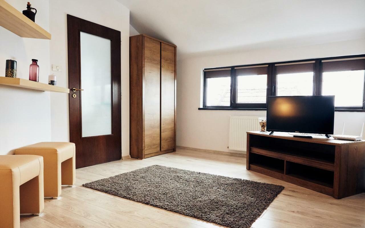 Apartament Modern Brașov Exterior foto